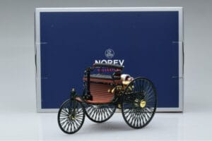 Mercedes Patent Motorwagen Green Norev 1:18 183701 Diecast — photo 6 of 6