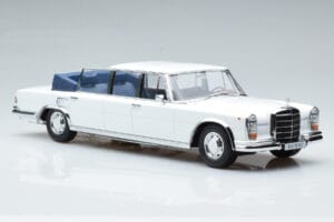 Mercedes 600 Pullman W100 Landaulet White KK-Scale 1:18 KKDC181184 Diecast — photo 4 of 6