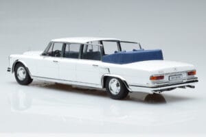 Mercedes 600 Pullman W100 Landaulet White KK-Scale 1:18 KKDC181184 Diecast — photo 5 of 6