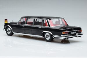 Mercedes 600 Pullman W100 W. Brandt G. Pompidou KK-Scale 1:18 KKDC181134 Diecast — photo 5 of 6