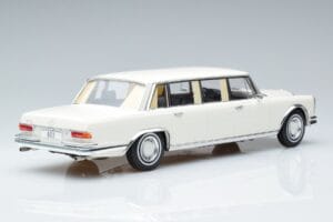 Mercedes S-Class 600 W100 LWB Pullman White MCG 1:18 MCG18188 Diecast — photo 2 of 6