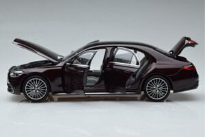 Mercedes S-Class W223 AMG Line Red Norev 1:18 183804 Diecast — photo 4 of 8