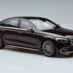 Mercedes S-Class W223 AMG Line Red Norev 1:18 - image 6 of 8