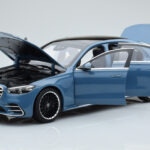 Mercedes S-Class W223 Vintage Blue Norev 1:18 - image 2 of 7