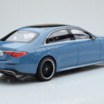 Mercedes S-Class W223 Vintage Blue Norev 1:18 - image 3 of 7