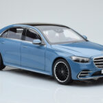 Mercedes S-Class W223 Vintage Blue Norev 1:18 - image 5 of 7