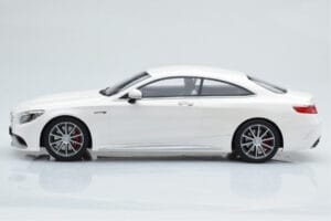 Mercedes AMG S63 C217 Coupe White GT Spirit 1:18 B66960372 Resin — photo 3 of 6