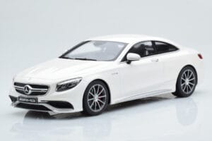 Mercedes AMG S63 C217 Coupe White GT Spirit 1:18 B66960372