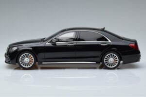 Mercedes AMG S65 W222 Black GT Spirit 1:18 GT228 Resin — photo 3 of 6