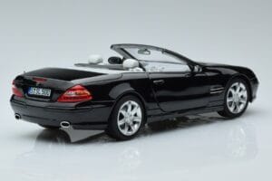 Mercedes SL500 R230 Black Norev 1:18 183840 Diecast — photo 3 of 8