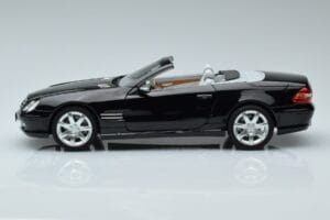 Mercedes SL500 R230 Black Norev 1:18 183840 Diecast — photo 4 of 8