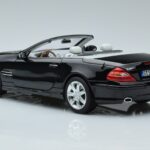 Mercedes SL500 R230 Black Norev 1:18 183840 Diecast - image 6 of 8