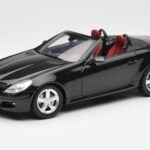 Mercedes SLK R171 Obsidian Black Metallic Minichamps 1:18 B66962319