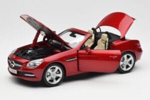Mercedes SLK R172 Designo Zircon Red Minichamps 1:18 B66960513 Diecast — photo 2 of 8