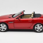 Mercedes SLK R172 Designo Zircon Red Minichamps 1:18 B66960513 - image 4 of 8