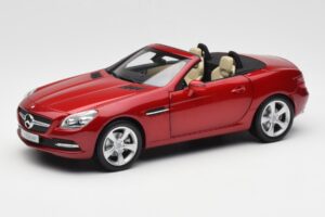 Mercedes SLK R172 Designo Zircon Red Minichamps 1:18 B66960513