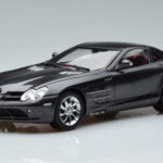 Mercedes SLR McLaren Black CMC 1:18