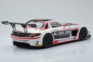 Mercedes SLS AMG GT3 Munnich Motorsport #38 M. Basseng / M. Winkelhock Champions FIA GT1 World Championship 2012 Minichamps 1 — photo 2 of 6