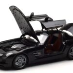 Mercedes SLS AMG Obsidian Black Metallic Minichamps 1:18 B66960042 - image 2 of 7