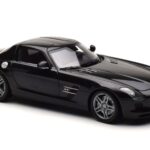 Mercedes SLS AMG Obsidian Black Metallic Minichamps 1:18 B66960042 - image 5 of 7
