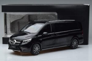 Mercedes V-Class W447 V260L Black OEM 1:18 QALCN89911150 Diecast — photo 8 of 8