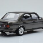 Mercedes W123 AMG 280 Grey Otto 1:18 - image 2 of 6