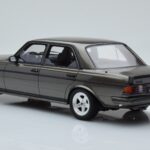 Mercedes W123 AMG 280 Grey Otto 1:18 - image 5 of 6