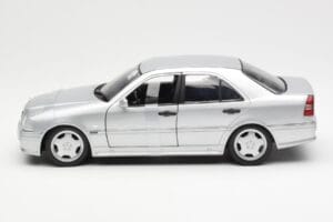 Mercedes C36 AMG W202 Silver UT Models 1:18 180035000 Diecast — photo 3 of 6