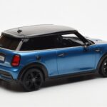 Mini Cooper S F56 Island Blue Otto 1:18 - image 2 of 6