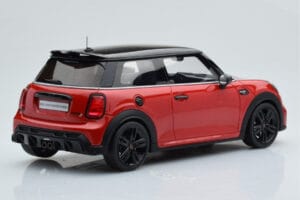 Mini Cooper S JCW F56 Red Otto 1:18 OT984 Resin — photo 2 of 6