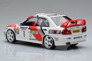 Mitsubishi Lancer Evo 4 T. Makinen / S. Harjanne Rally Catalunya 1997 Otto 1:18 OT409 Resin — photo 5 of 6