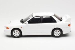 Mitsubishi Lancer Evo III Scotia White Otto 1:18 OT1065 Resin — photo 3 of 6