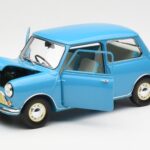 Morris Mini Minor Blue Kyosho 1:18 08964BL - image 2 of 8