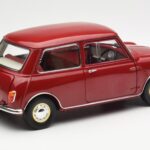 Morris Mini Minor Red Kyosho 1:18 08964R - image 3 of 8