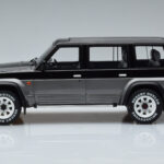 Nissan Patrol GR Y60 Grey Otto 1:18 - image 3 of 6