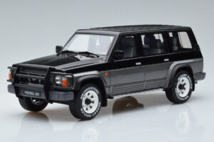 Nissan Patrol GR Y60 Grey Otto 1:18