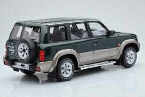 Nissan Patrol GR Y61 Green Otto 1:18 OT433 Resin — photo 2 of 5