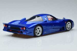 Nissan R390 GT1 Road Car GT Spirit 1:18 GT403 Resin — photo 2 of 6
