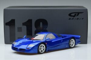 Nissan R390 GT1 Road Car GT Spirit 1:18 GT403 Resin — photo 6 of 6