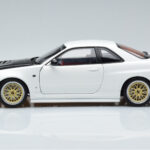 Nissan Skyline GT-R R34 Nismo Z-Tune White MotorHelix 1:18 - image 5 of 11