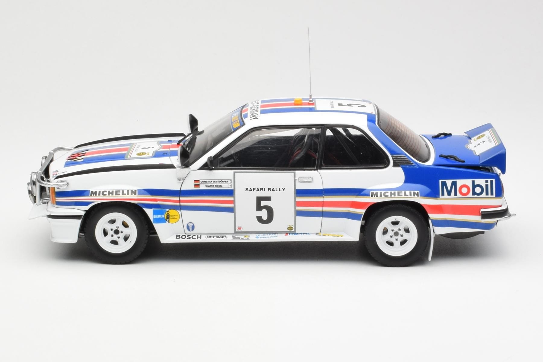 Opel Ascona 400 #5 W. Rohrl / C. Geistdorfer Safari Rally World Champion 1982 Sun Star 1:18 5378 Diecast — photo 4 of 8