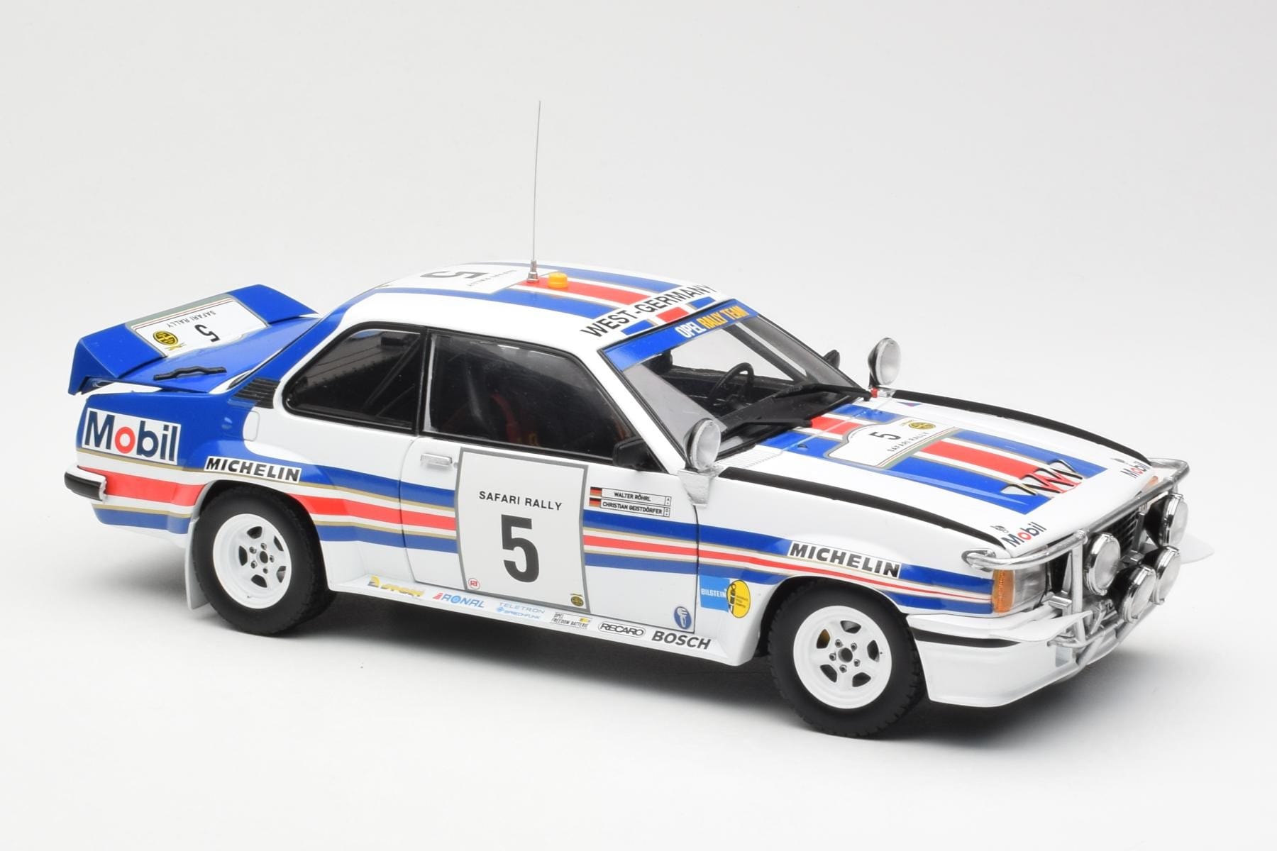Opel Ascona 400 #5 W. Rohrl / C. Geistdorfer Safari Rally World Champion 1982 Sun Star 1:18 5378 Diecast — photo 6 of 8