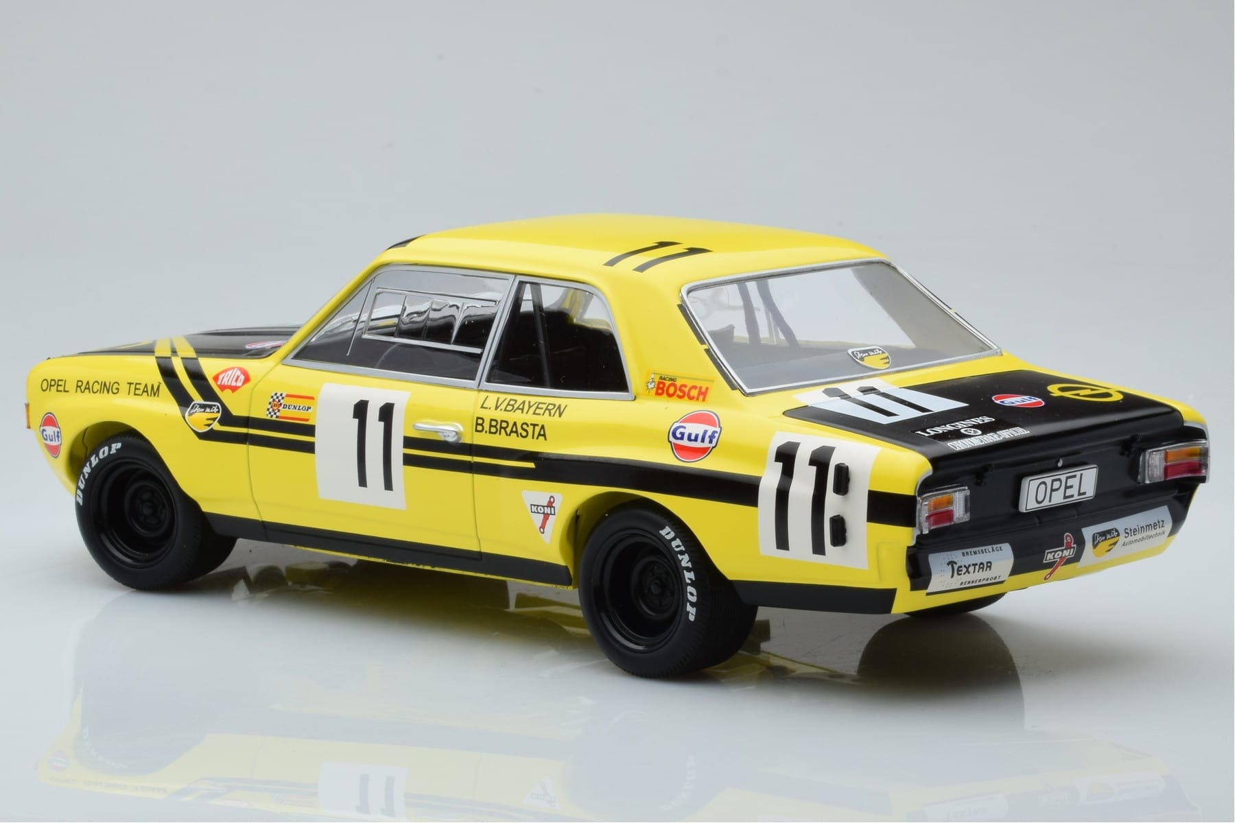 Opel Commodore A Steinmetz #11 E. von Bayern / Johansson 24 Hours of Spa 1970 Minichamps 1:18 155704611 Diecast — photo 5 of 6