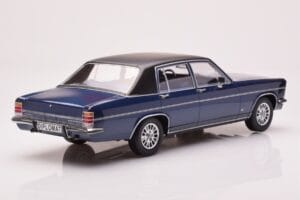 Opel Diplomat B Dark Blue Metallic MCG 1:18 MCG18336 Diecast — photo 2 of 6