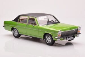 Opel Diplomat B Green Metallic MCG 1:18 MCG18337 Diecast — photo 4 of 6