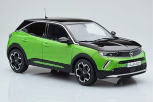 Opel Mokka-e GS Line Matcha Green Otto 1:18 OT435 Resin — photo 3 of 5