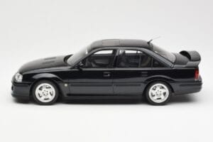 Opel Omega A Lotus Imperial Dark Green Metallic Otto 1:18 OT153 Resin — photo 3 of 6