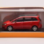 Opel Zafira B OPC Red Minichamps 1:43 - image 4 of 4