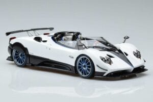 Pagani Zonda HP Barchetta Carbon Fiber White LCD 1:18 LCD18009-WH Diecast — photo 6 of 9
