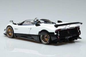 Pagani Zonda HP Barchetta Carbon Fiber White LCD 1:18 LCD18009-WH Diecast — photo 8 of 9